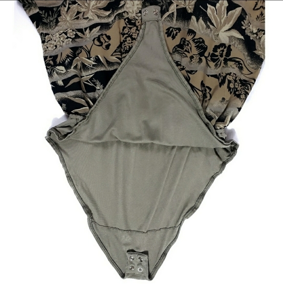 Escada Vintage Silk Bodysuit Medium 42 (B) - Picture 6 of 8